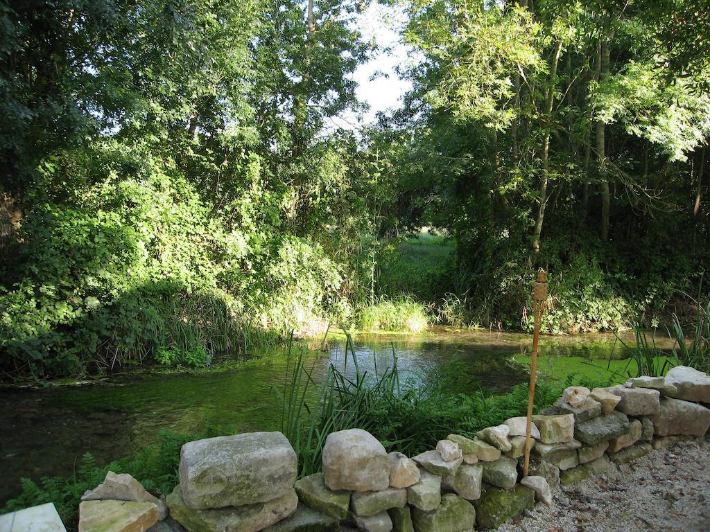 Bed and Breakfast Le Moulin De Lusseau Chef-Boutonne Экстерьер фото