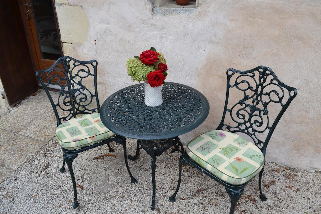 Bed and Breakfast Le Moulin De Lusseau Chef-Boutonne Номер фото